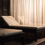 - Hotel, Termas & Otel