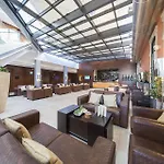 - Hotel, Termas & 4* Monte Real
