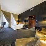 - Hotel, Termas & Otel Monte Real