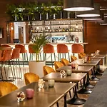 - Hotel, Termas & Monte Real