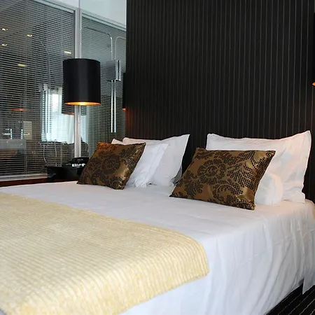 - Hotel, Termas & Ξενοδοχείο Monte Real