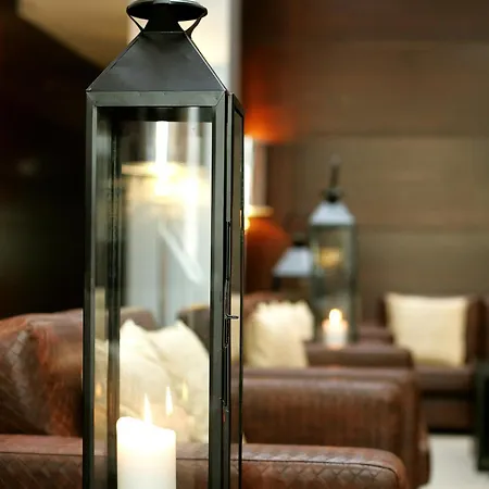 - Hotel, Termas & Hotel 4*