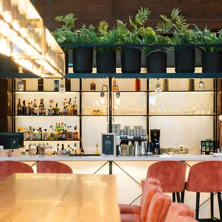 - Hotel, Termas & 4* Monte Real