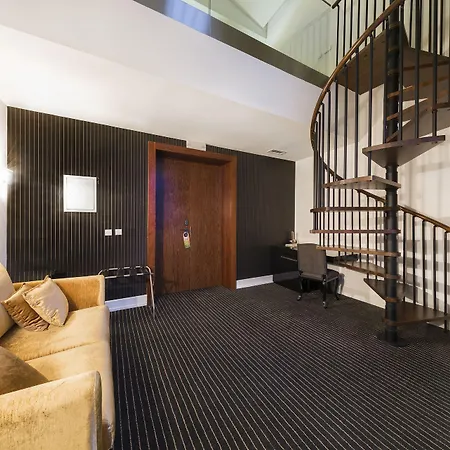 - Hotel, Termas&spa 4* Monte Real