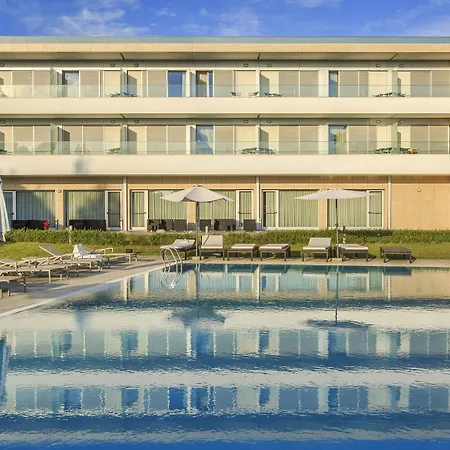 - Hotel, Termas & Hotel Monte Real