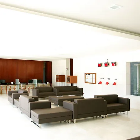 - Hotel, Termas & Ξενοδοχείο 4*