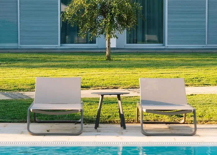 - Hotel, Termas & Hotel 4*