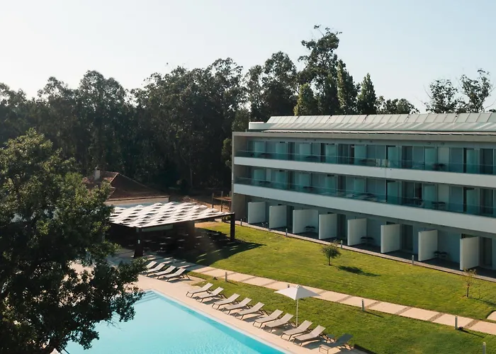 - Hotel, Termas & Monte Real